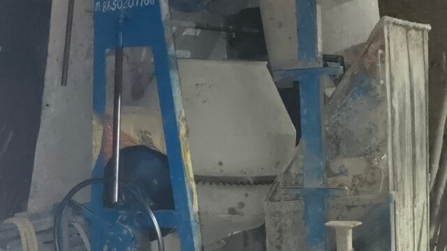 linter mixer lift machine